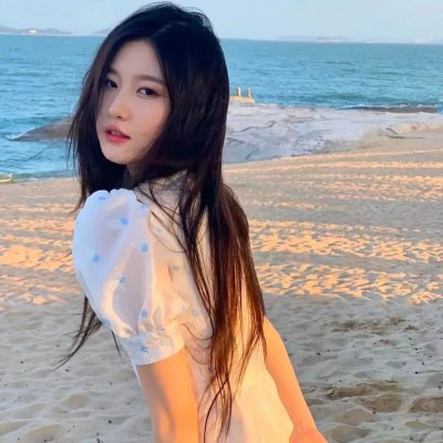 替夫上朝听我心声吃瓜笑哈哈